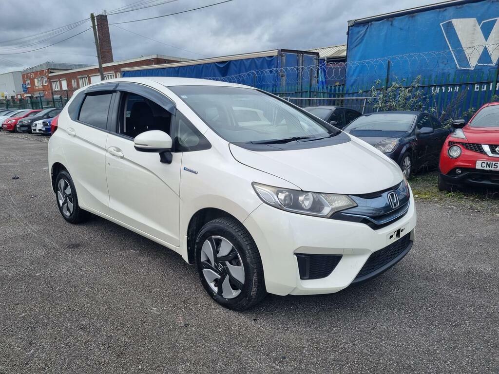 Honda Fit Honda Fit Hybrid Ulez 1.3 MK63CNJ White #3