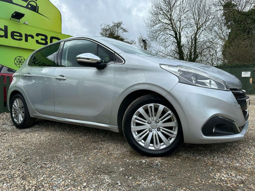 Peugeot 208 1.2 Puretech Allure Euro 6 Ss DG17FVL Silver #3