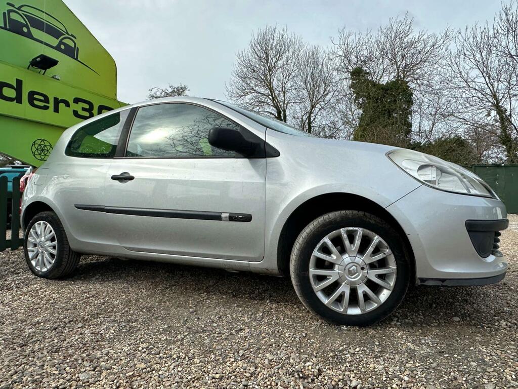 Renault Clio 1.5 Dci Expression Silver #4