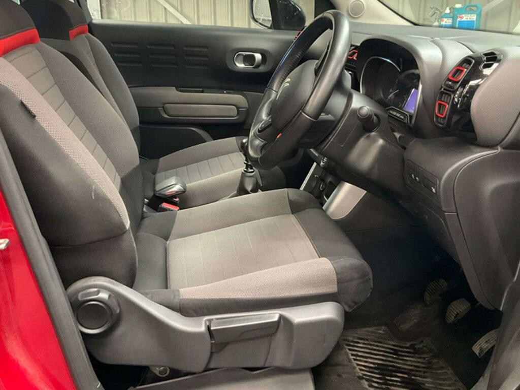 Citroen C3 Aircross 1.2 Puretech Flair Euro 6 Ss V020CYH Red #3