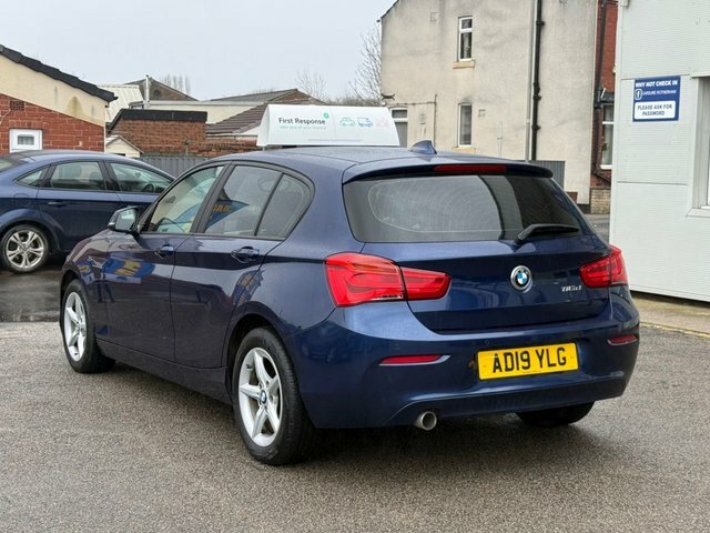 BMW 1 Series 1.5 116D Se Business Hatchback Eur AD19YLG Blue #3