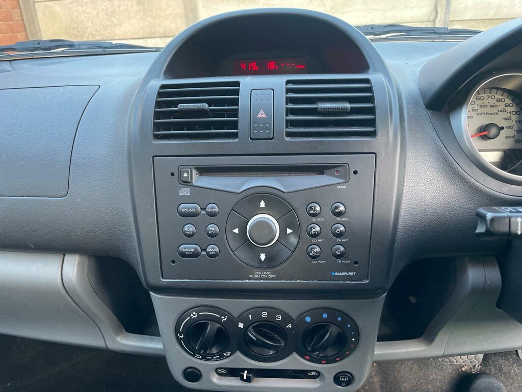 Suzuki Ignis Gl Silver #11
