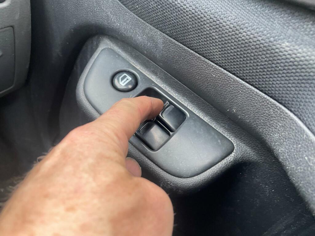 Suzuki Ignis Gl Silver #14