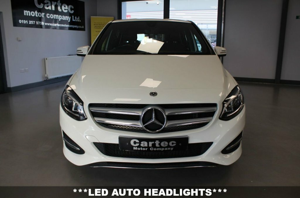 Mercedes-Benz B Class 1.6L Exclusive Edition White #2