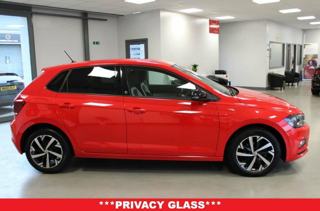 Volkswagen Polo 1L Beats YW19UJU Red #5