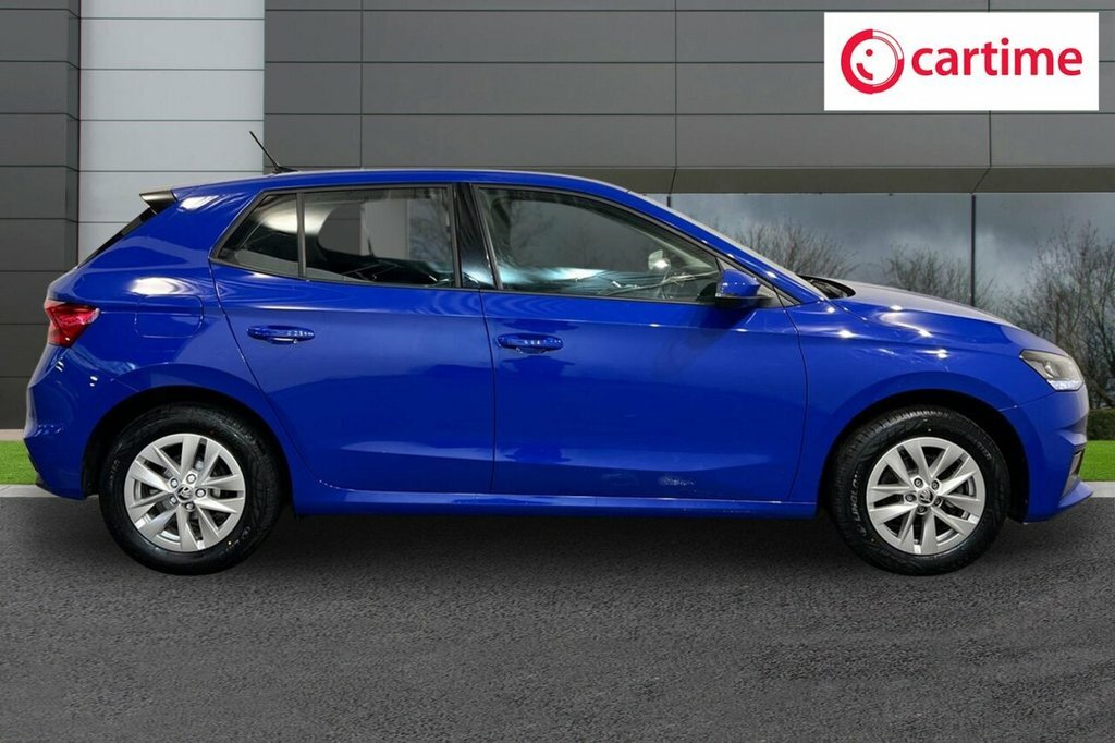 Skoda Fabia 1L Se Comfort HY72OWW Blue #2