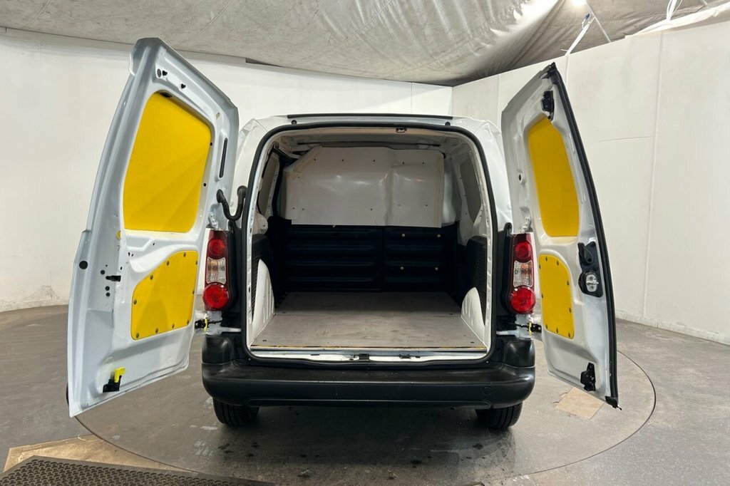 Citroen e-Berlingo 1.6 Bluehdi 625 Enterprise L1  #24