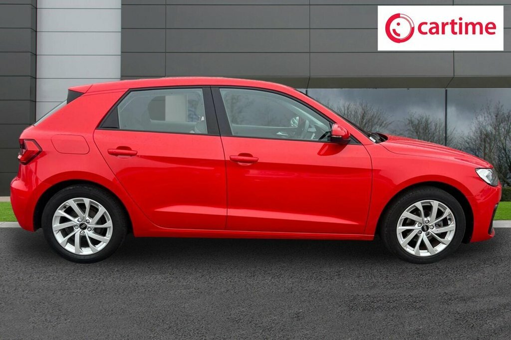 Audi A1 1L Sport PF71OFX Red #2