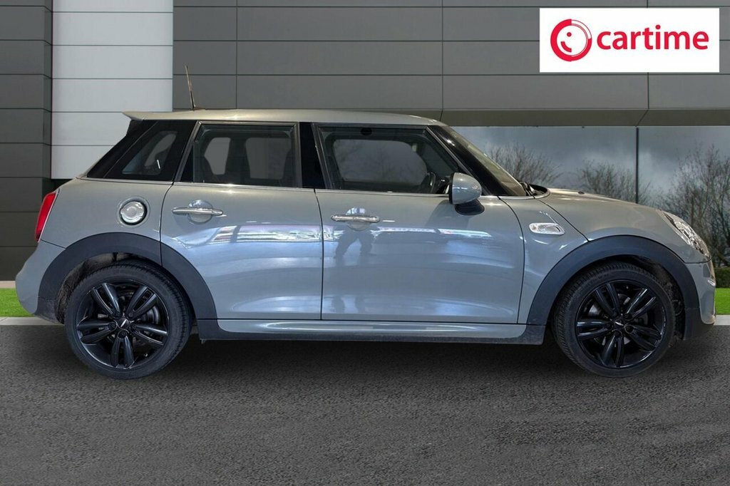 Mini Hatch 2L Cooper S Sport LE19LRL Grey #2