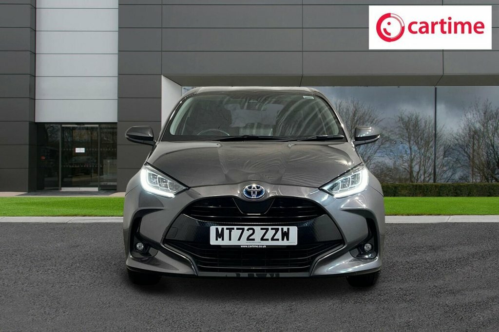 Toyota Yaris 1.5L Design MT72ZZW Grey #4