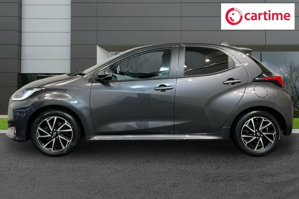 Toyota Yaris 1.5L Design MT72ZZW Grey #3