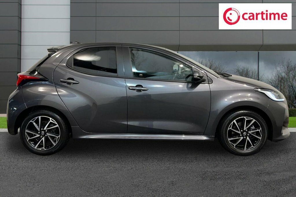 Toyota Yaris 1.5L Design MT72ZZW Grey #2