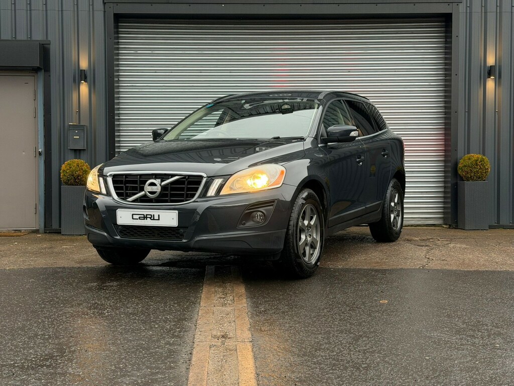Volvo XC60 Suv 2.4 D Se 2010 Grey #2