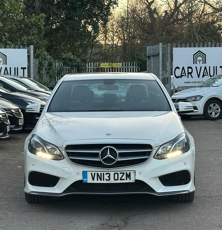 Mercedes-Benz E Class Saloon 2.1 E220 Cdi Amg Sport G-tronic Euro 5 S VN13OZM White #4