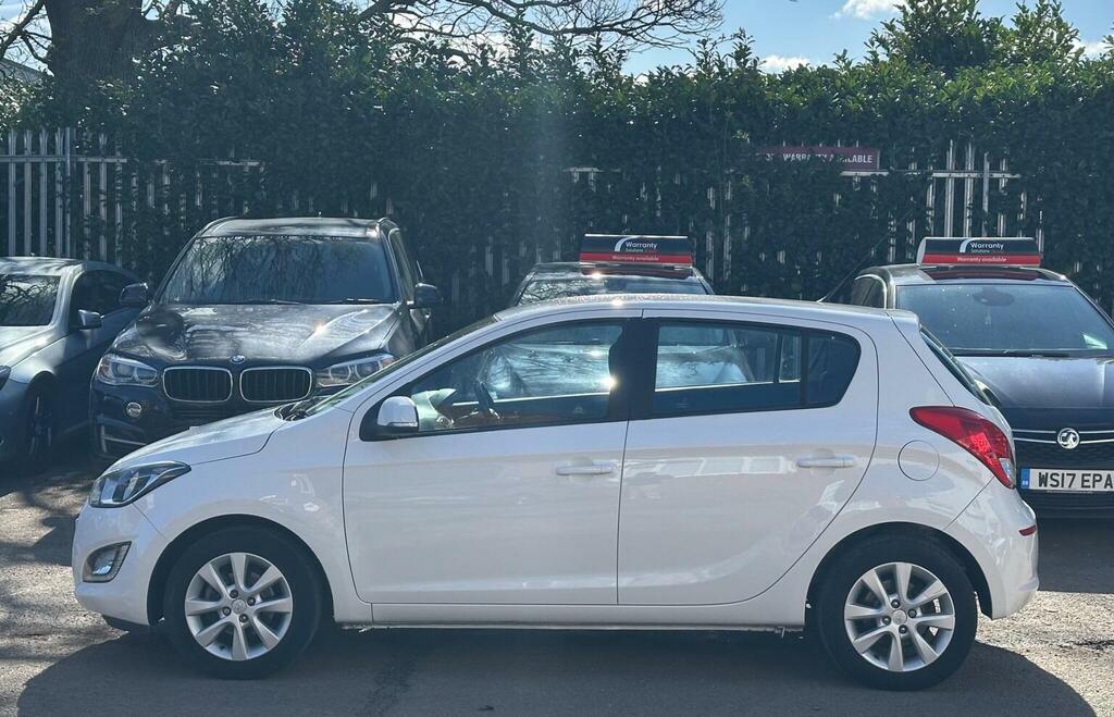 Hyundai I20 Hatchback 1.2 Style Euro 5 201414 White #6