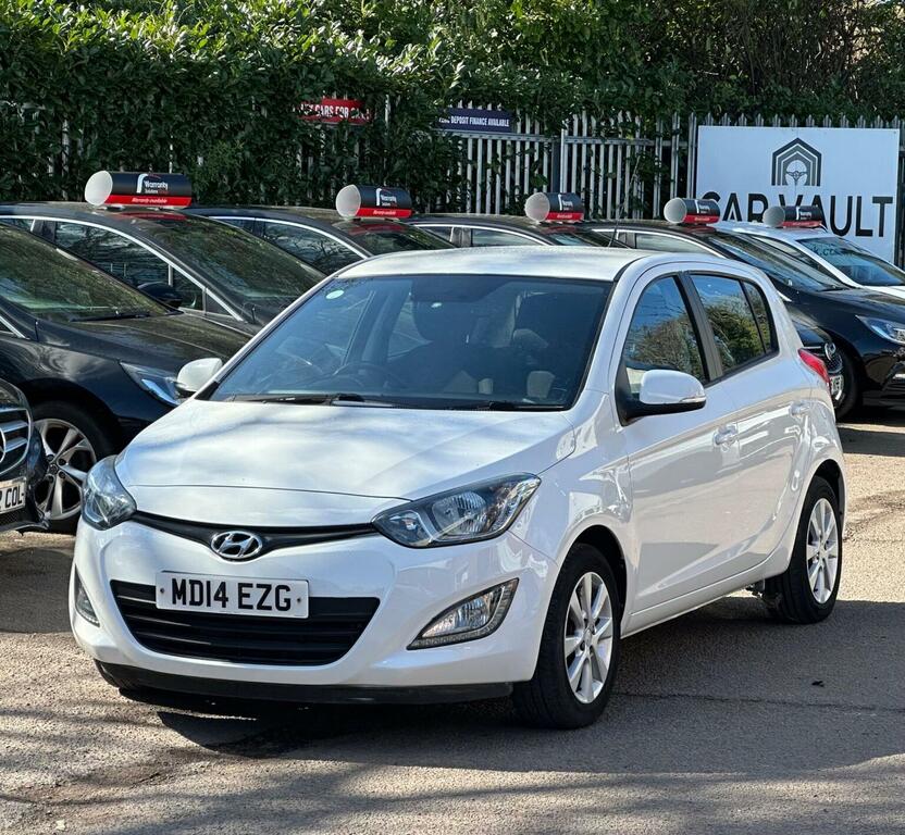Hyundai I20 Hatchback 1.2 Style Euro 5 201414 White #5