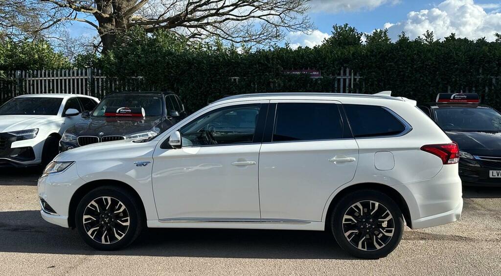 Mitsubishi Outlander Suv 2.0H 12Kwh Gx4hs Cvt 4Wd Euro 6 Ss 201 WP17FSY White #6