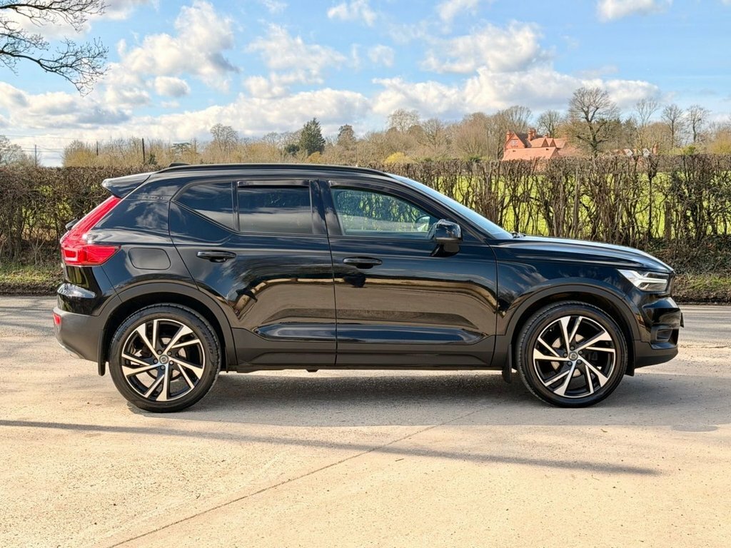 Volvo XC40 1.5L R-design Pro SA19KTN Black #6