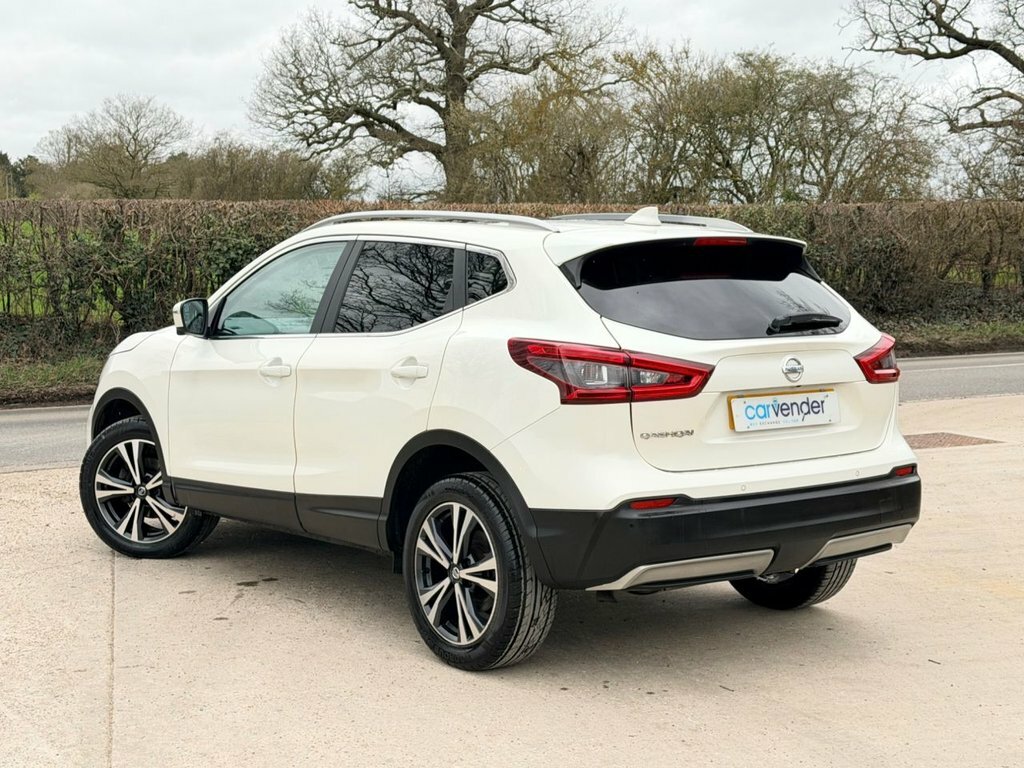 Nissan Qashqai 1.3L N-connecta KE69DYY White #5