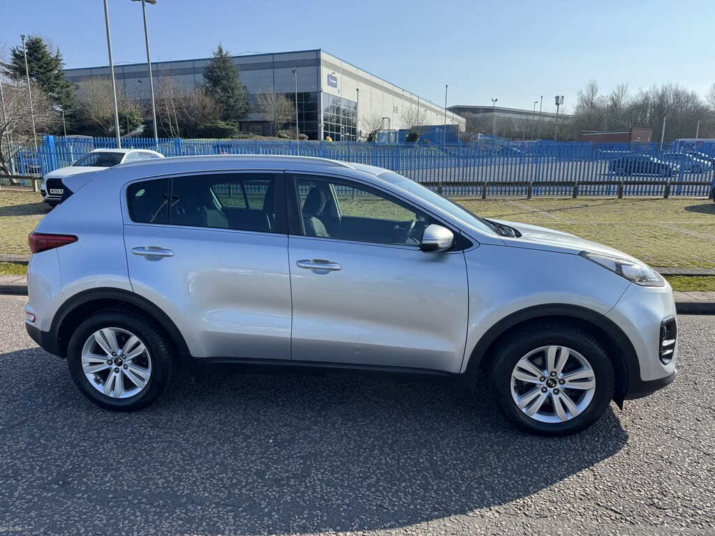 Kia Sportage 1.7 Crdi 2 2016 YH16OXT Silver #3