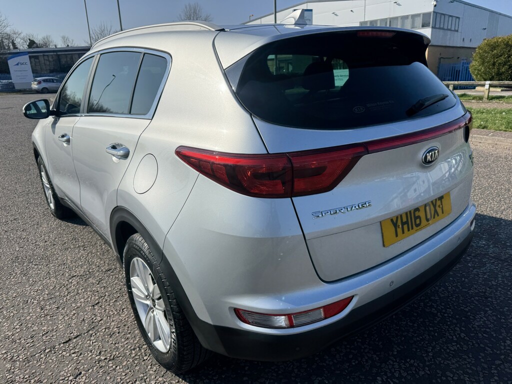 Kia Sportage 1.7 Crdi 2 2016 YH16OXT Silver #6