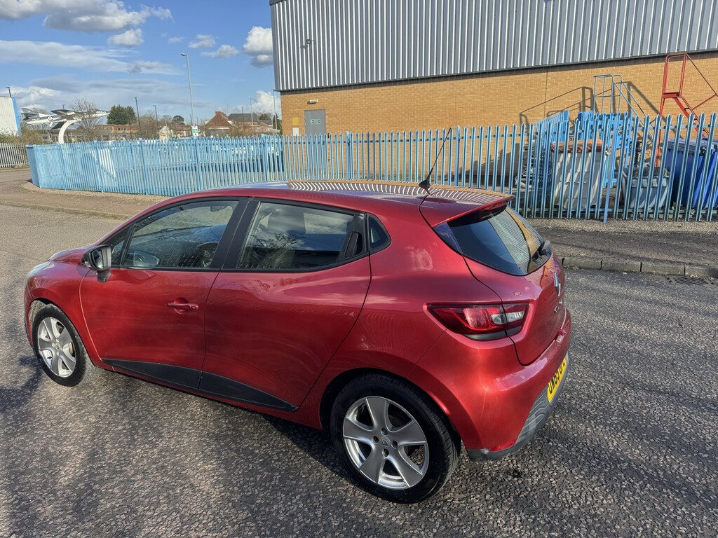 Renault Clio 1.2 Play 1.2 16V 75 2016 OW65GPE Red #5