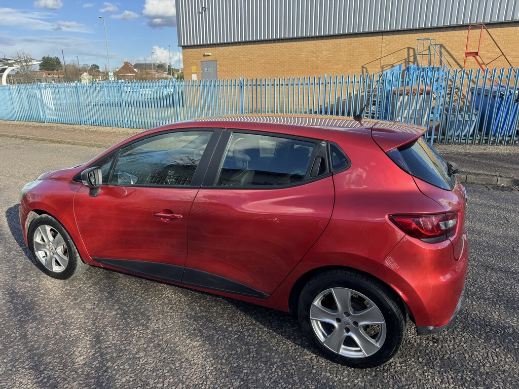 Renault Clio 1.2 Play 1.2 16V 75 2016 OW65GPE Red #4