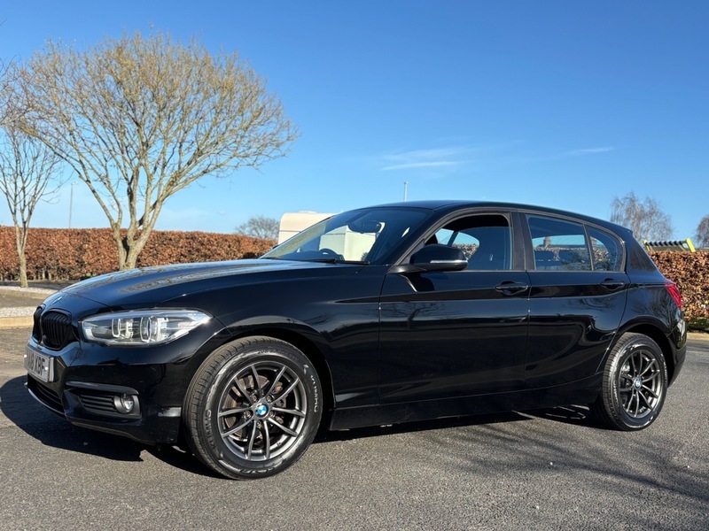 BMW 1 Series 116D Se Business YA18XBF Black #2