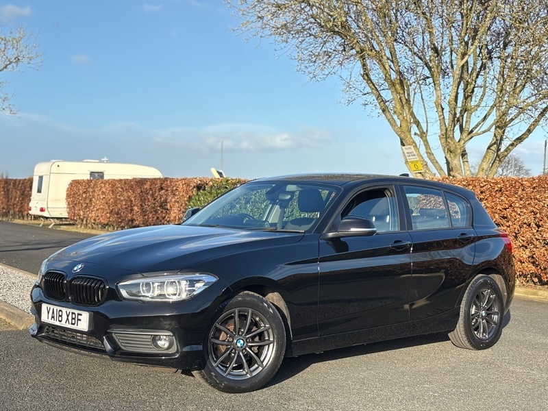 BMW 1 Series 116D Se Business YA18XBF Black #4