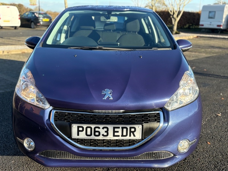 Peugeot 208 Hdi Active PO63EDR Blue #2