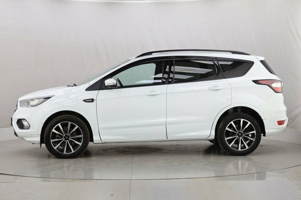 Ford Kuga 2L St-line KM69UXE White #5