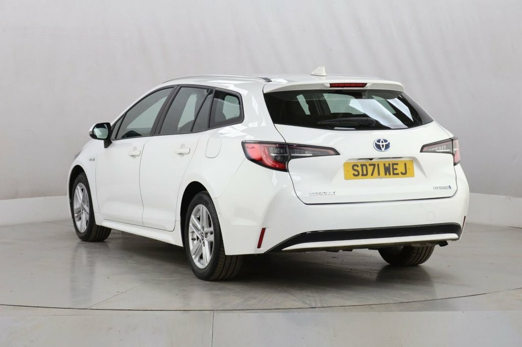Toyota Corolla 1.8L Icon Tech SD71WEJ White #5