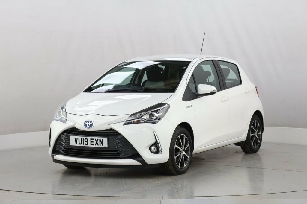 Toyota Yaris 1L Icon Tech VU19EXN White #4