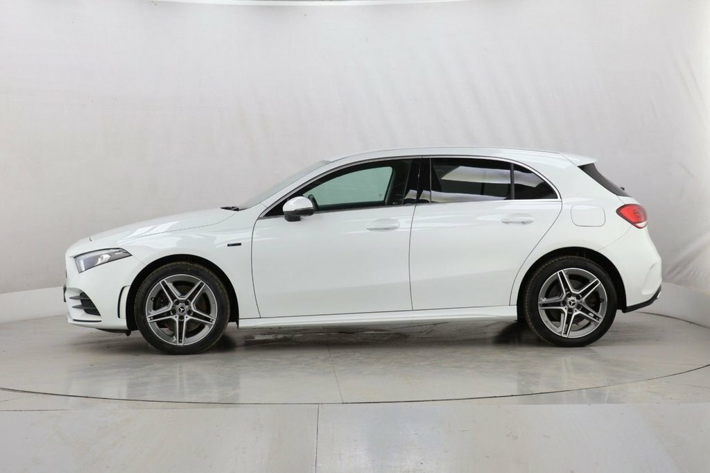 Mercedes-Benz A Class 1.3L Amg Line WR70TKU White #4