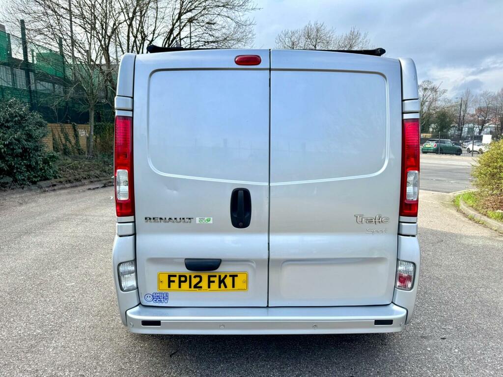 Renault Trafic Panel Van 2.0 Dci Sl27 Eco Sport Day Van Camper Silver #6