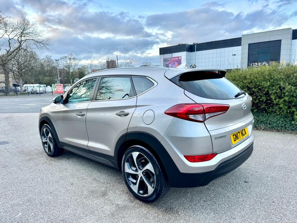 Hyundai Tucson Suv 1.7 Crdi Blue Drive Sport Edition Euro 6 Ss GN17NCA Beige #3
