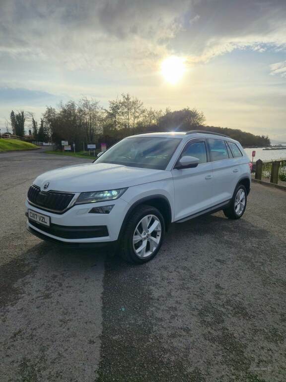 Skoda Kodiaq 2.0 Tdi Se L Dsg 7 Seat CX17VZL White #3