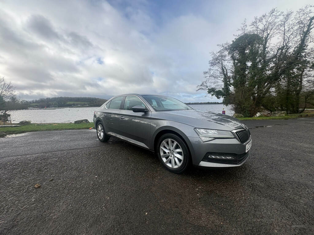 Skoda Superb 2.0 Tdi Cr Se Dsg LC72KYR Grey #2