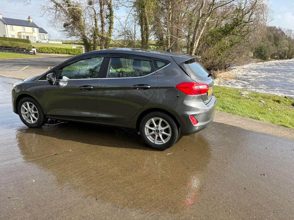 Ford Fiesta 1.1 Zetec HGZ4566 Grey #3
