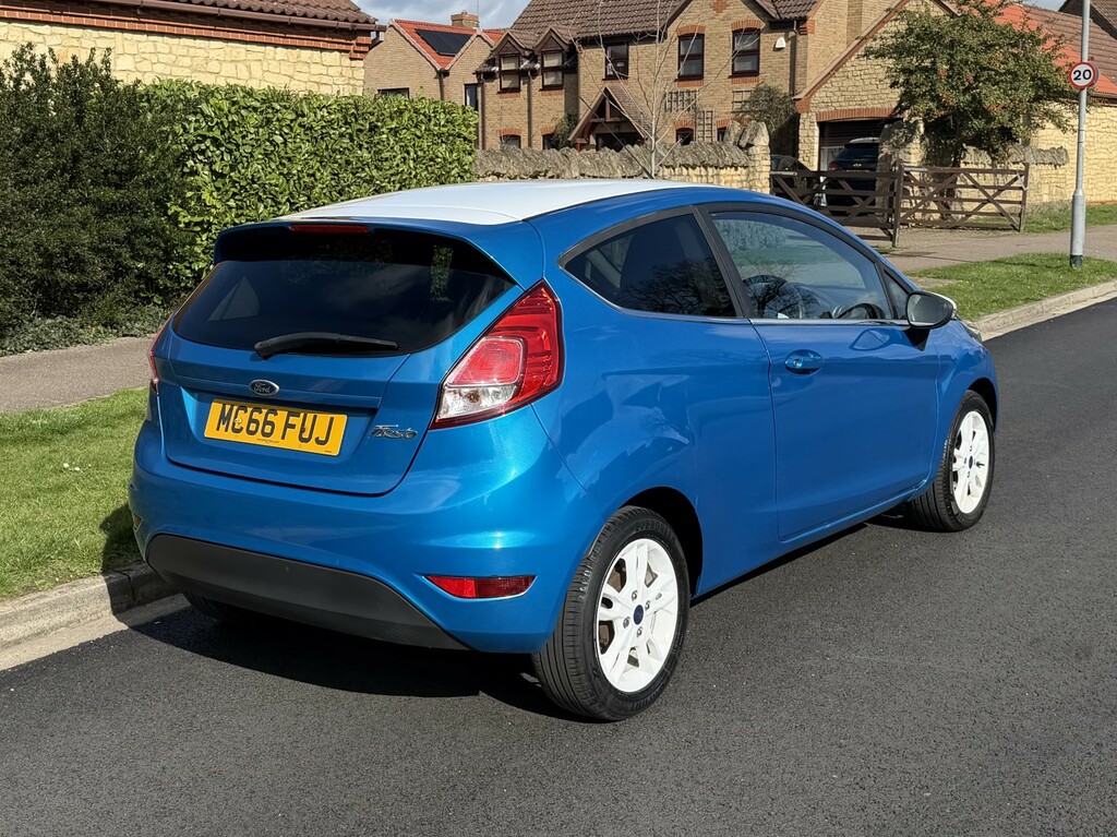 Ford Fiesta 1.3 Zetec Blue Edition 201766 MC66FUJ Blue #4