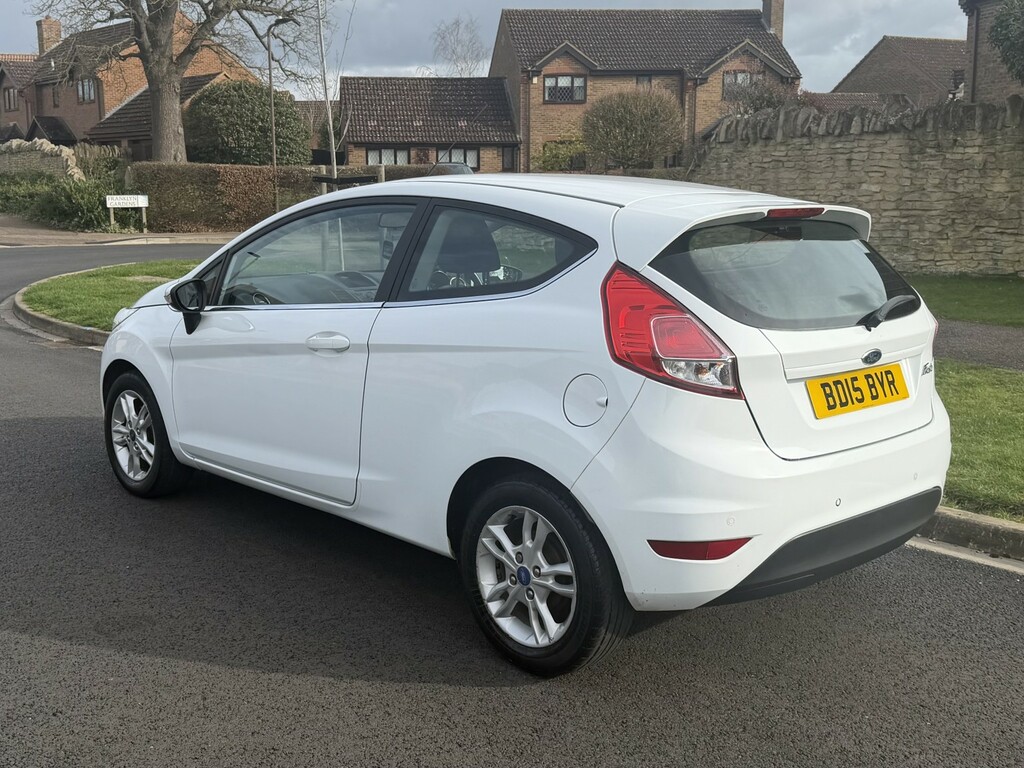 Ford Fiesta 1.3 Zetec 201515 BD15BYR White #6