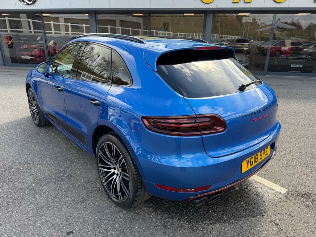 Porsche Macan 3.6L Turbo Performance Blue #5