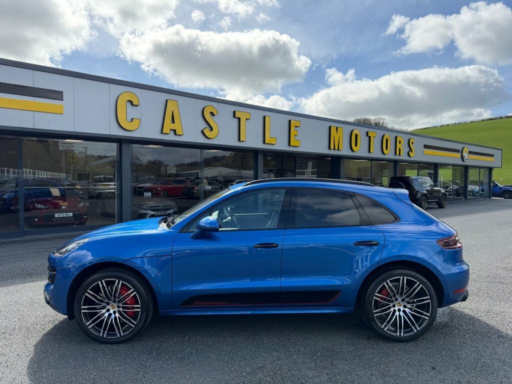 Porsche Macan 3.6L Turbo Performance Blue #4