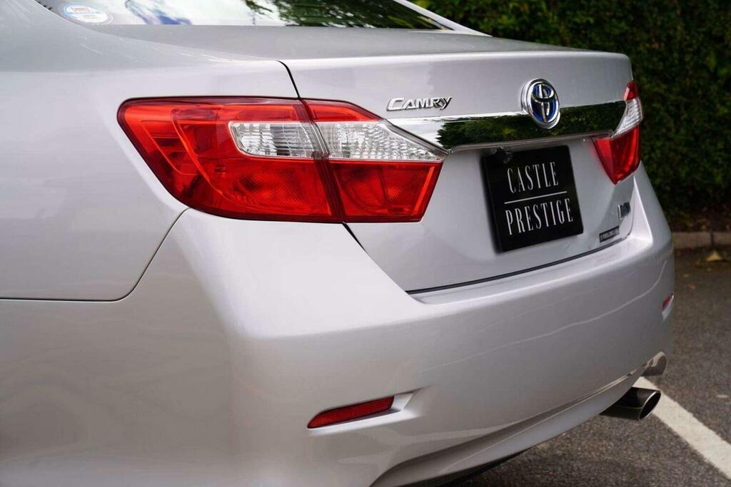 Toyota Camry Saloon 2.5 G-package Hybrid 201212 Silver #6