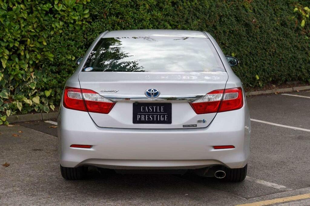Toyota Camry Saloon 2.5 G-package Hybrid 201212 Silver #5