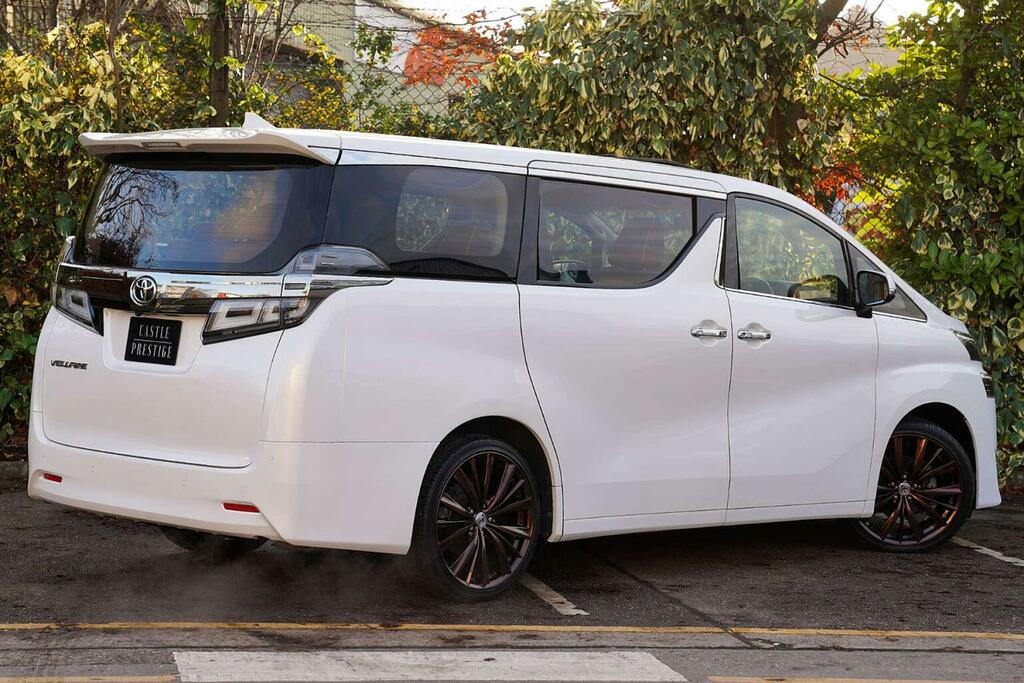 Toyota Vellfire Mpv 201867 White #4