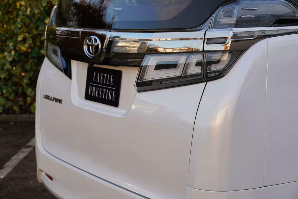 Toyota Vellfire Mpv 201867 White #5