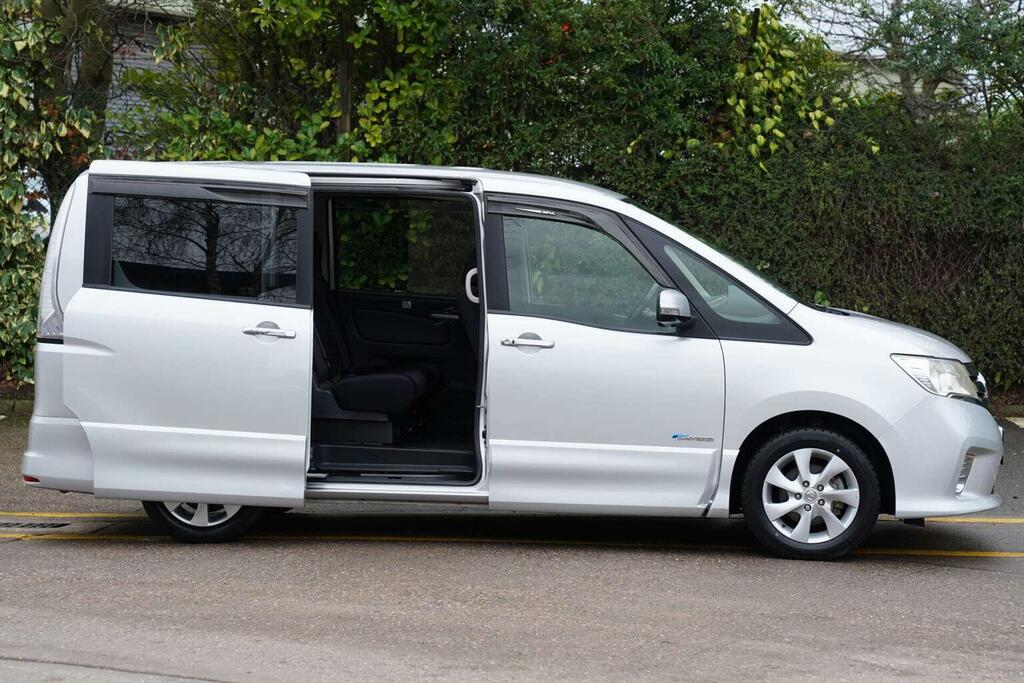 Nissan Serena Mpv 2.0 Highway Star S-hybrid 8 Seats 201262 Silver #3