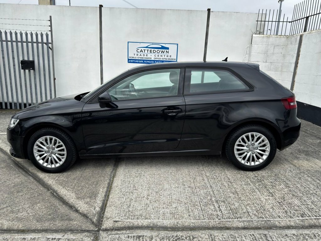Audi A3 1.6L Se Technik CA15EVK Black #2