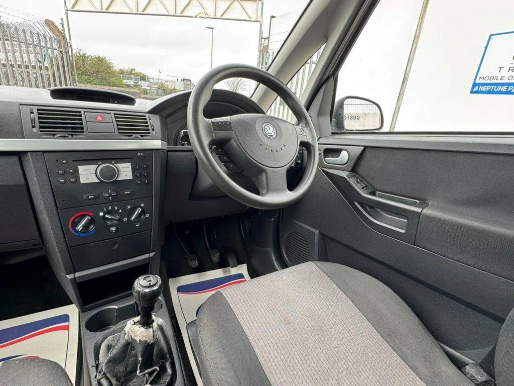 Vauxhall Meriva 1.4I 16V Breeze Silver #19